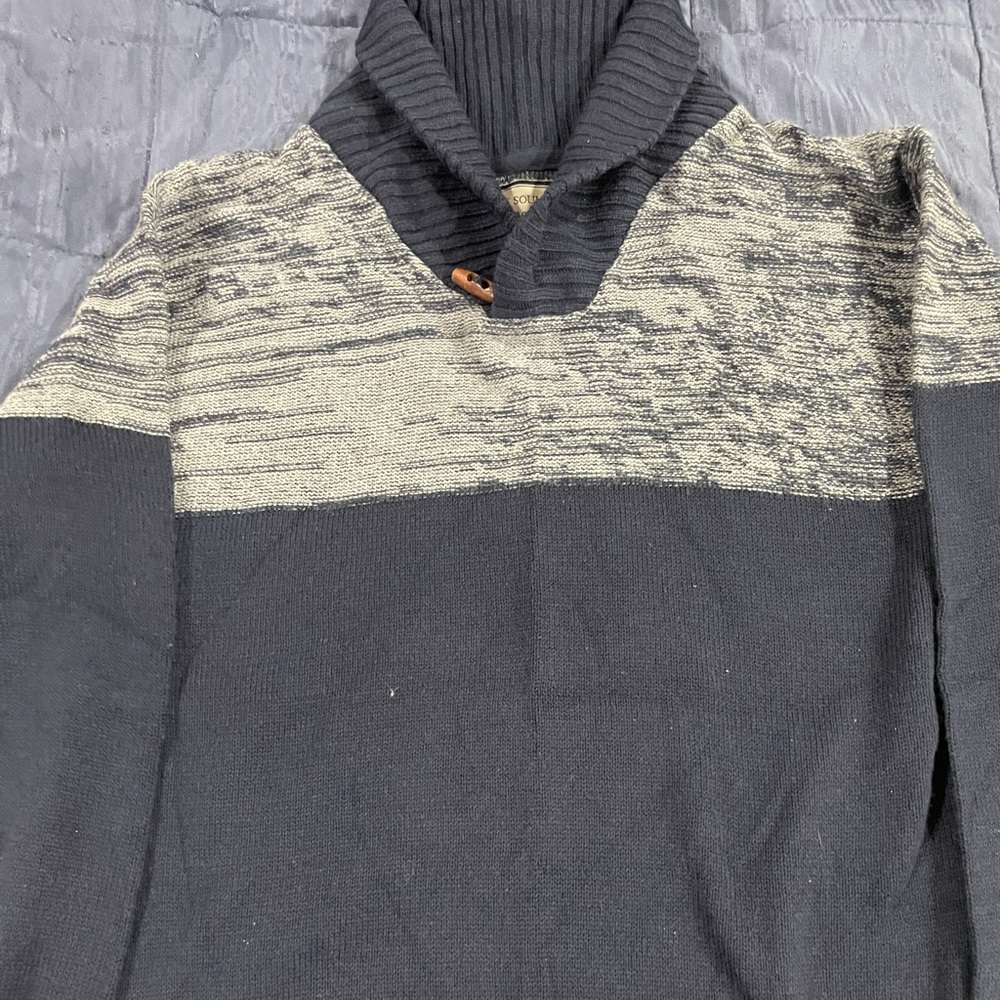 MENS SWEATER SIZE L